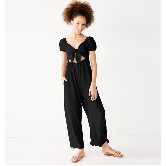 NWT Rewind Cutout Tie Front Jumpsuit Black Juniors Size M - Picture 1 of 1